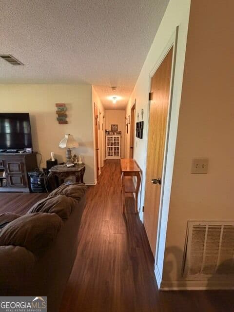 4 bedroom, 2 bathroom, 1,919 sq ft single family residence for sale at 44 Hilltop Drive, Lumber City, GA 31549 — photo 9