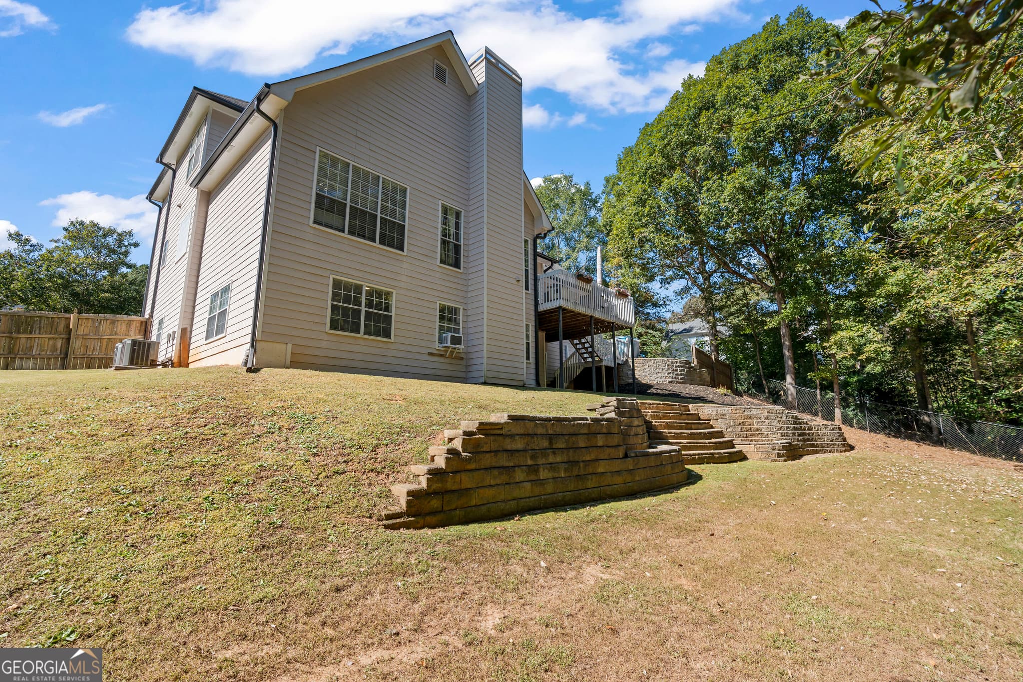 5 bedroom, 3.5 bathroom, 4,135 sq ft single family residence for sale at 1620 Woodridge Bend, Mcdonough, GA 30252 — photo 10