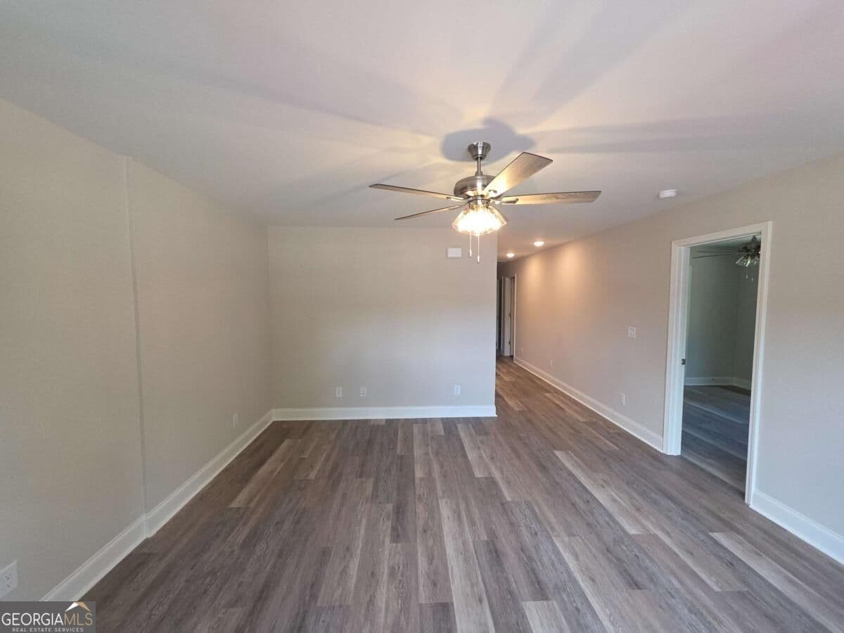 3 bedroom, 2 bathroom, 1,005 sq ft quadruplex for rent at 212B Tabor Drive 4B, Warner Robins, GA 31093 for $1,500 a month — photo 5