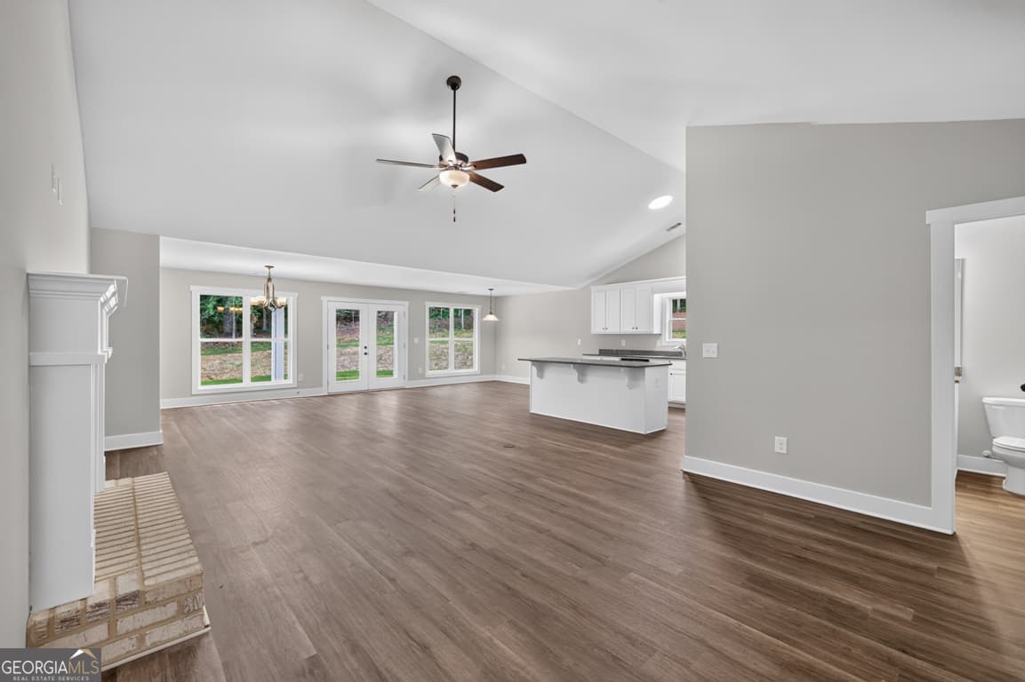 4 bedroom, 2.5 bathroom, 2,250 sq ft single family residence for sale at 1714 Highway 82 2, Winder, GA 30680 — photo 6