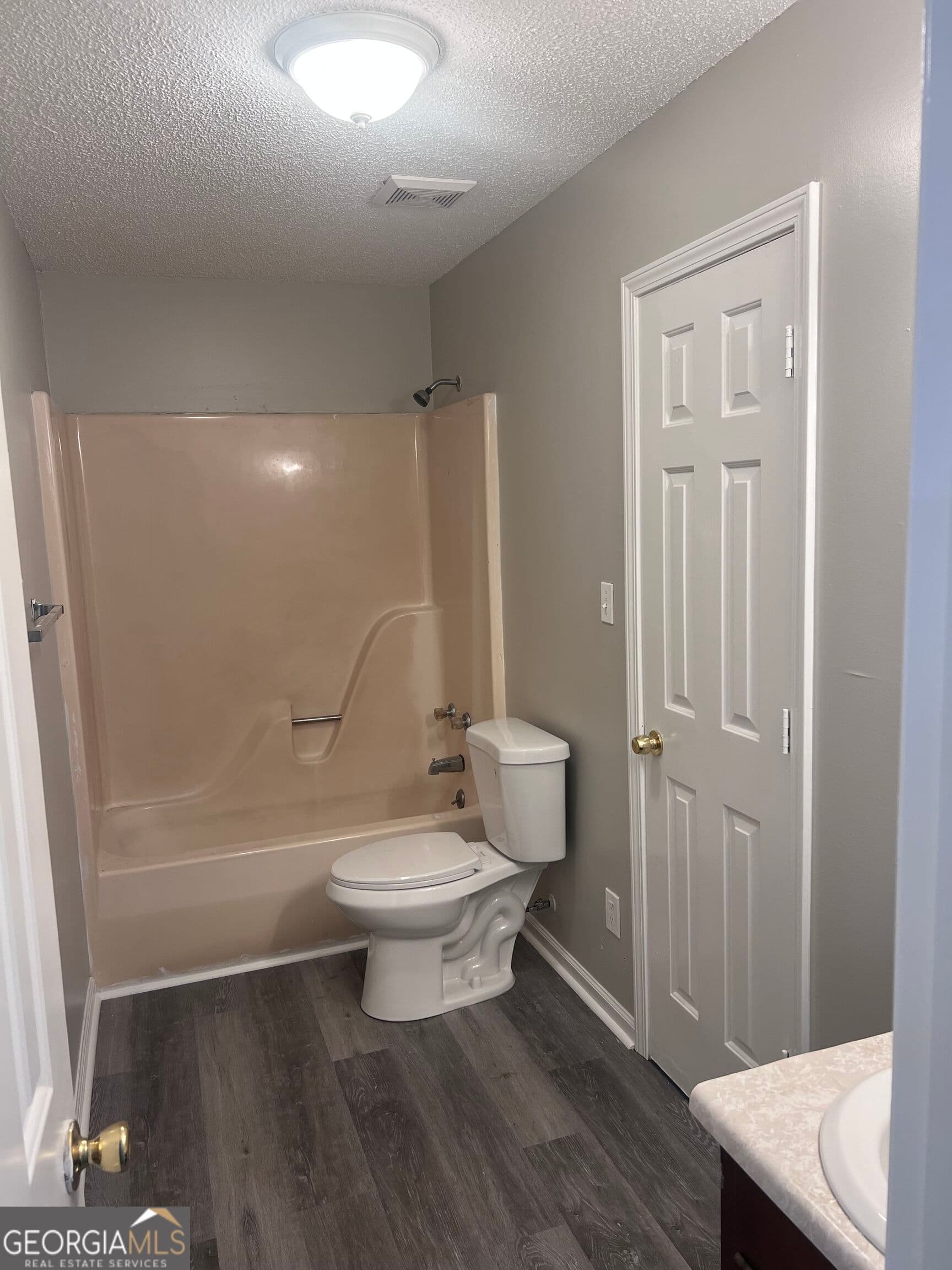 2 bedroom, 1 bathroom, 840 sq ft apartment for rent at 144 Colonial Drive, Toccoa, GA 30577 for $1,200 a month — photo 7