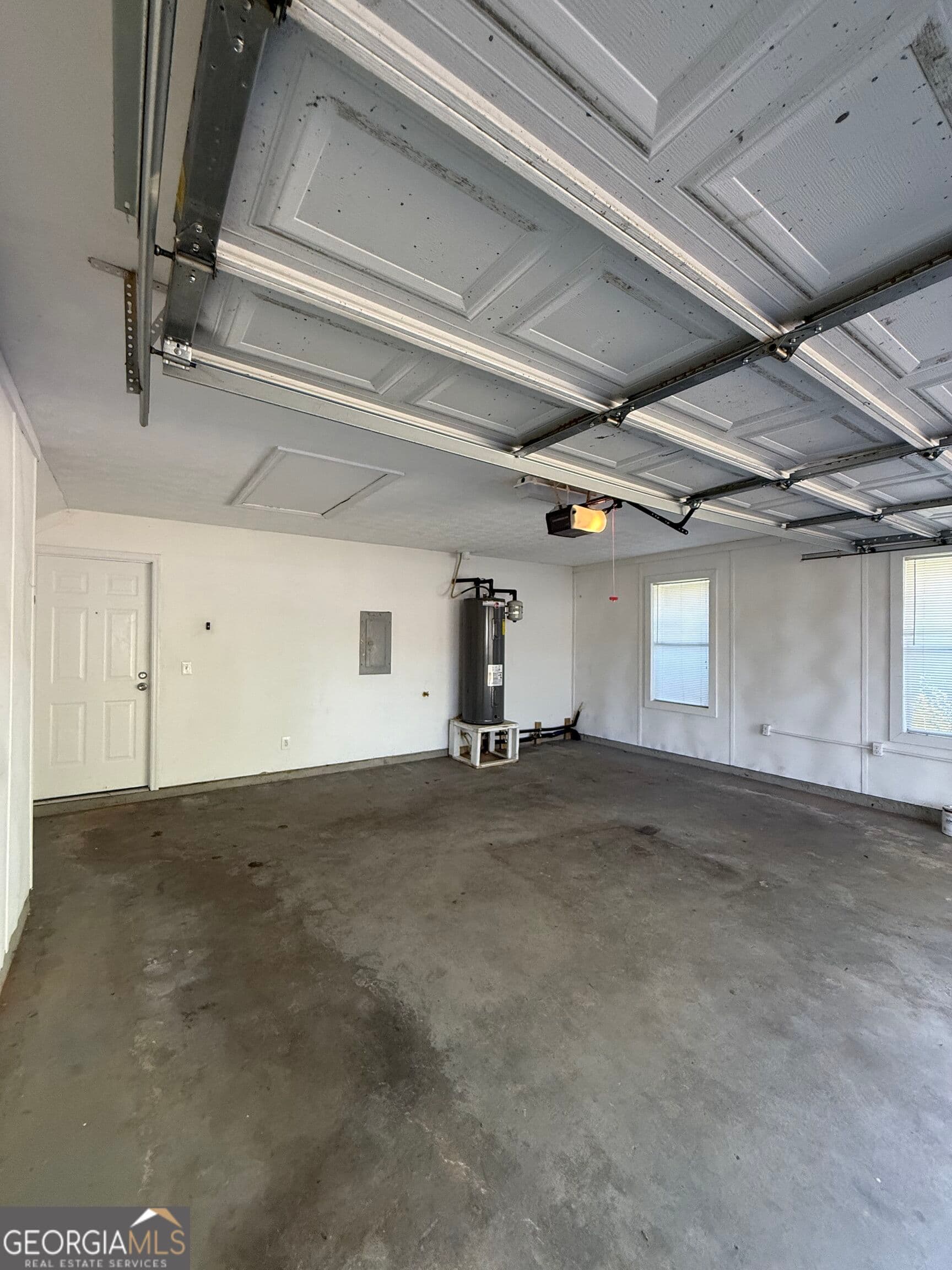 3 bedroom, 2 bathroom, 1,258 sq ft single family residence for sale at 111 Cranford Mill Drive, Newnan, GA 30265 — photo 7