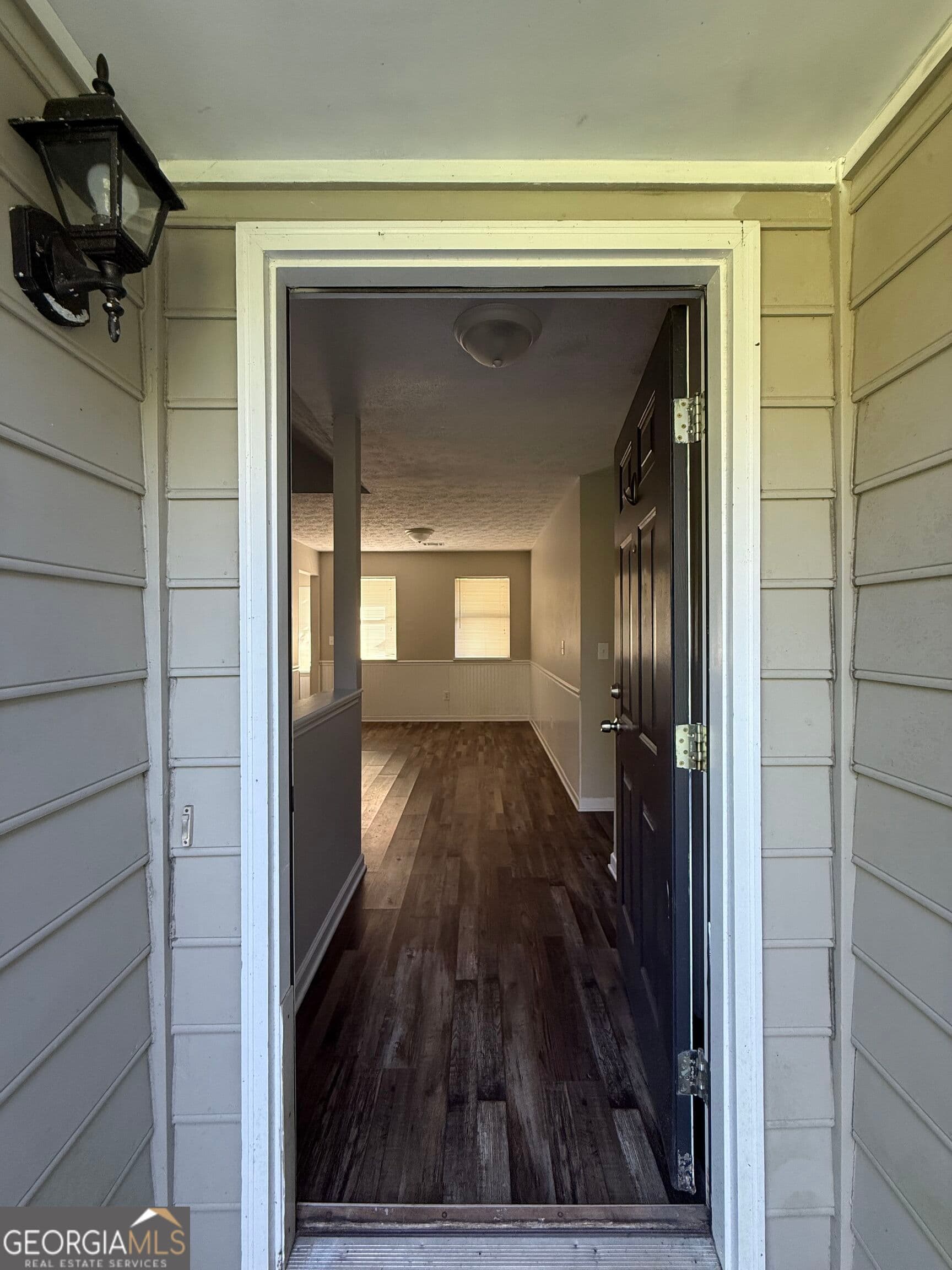 3 bedroom, 2 bathroom, 1,258 sq ft single family residence for sale at 111 Cranford Mill Drive, Newnan, GA 30265 — photo 5