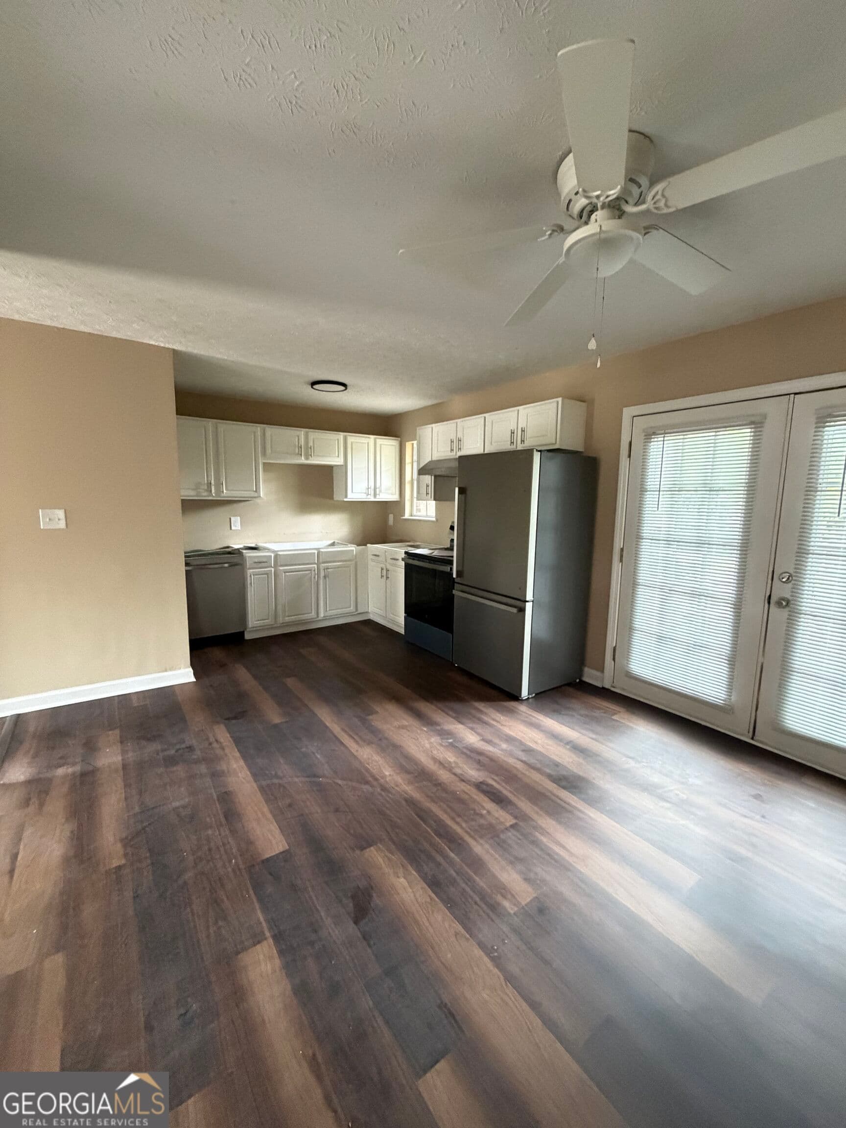 3 bedroom, 1 bathroom, 1,250 sq ft single family residence for rent at 2954 Gwendon Terrace, Decatur, GA 30034 for $1,575 a month — photo 3