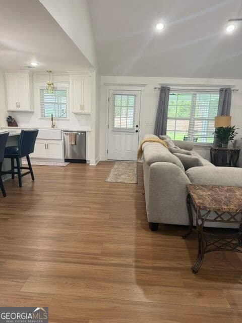 4 bedroom, 2 bathroom, 2,146 sq ft single family residence for sale at 4581 Firestone Lane, Lake Park, GA 31636 — photo 3
