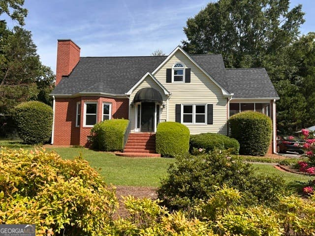 3 bedroom, 2.5 bathroom, 2,285 sq ft single family residence for sale at 420 Forrest Avenue, Griffin, GA 30224 — photo 1 of 15