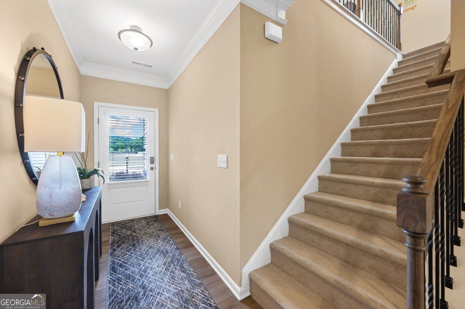 3 bedroom, 2.5 bathroom, 1,806 sq ft townhouse for sale at 1026 Stiles Circle 14, Cartersville, GA 30120 — photo 2