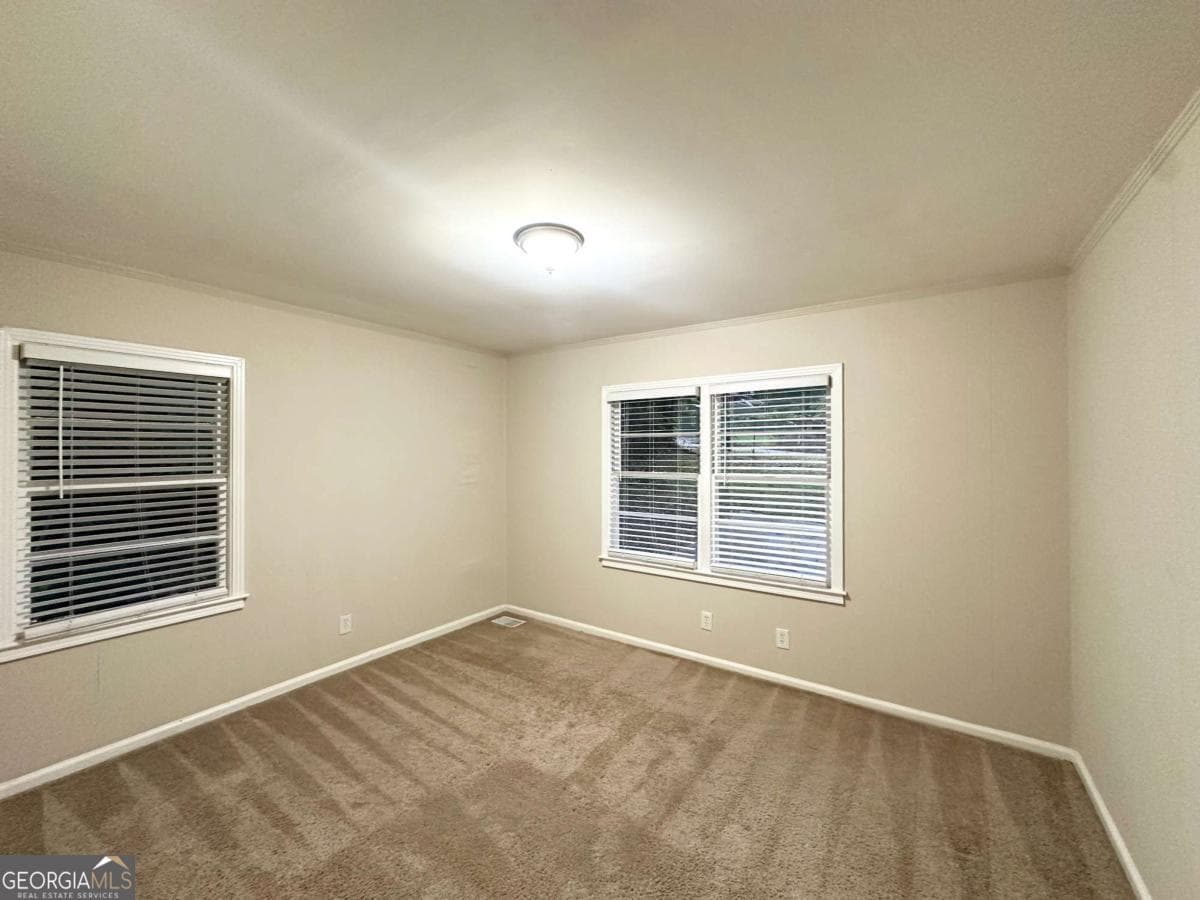 2 bedroom, 1 bathroom, 925 sq ft single family residence for sale at 2239 Nelms Drive, Atlanta, GA 30315 — photo 7