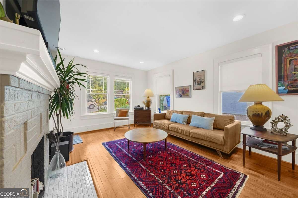 2 bedroom, 2 bathroom, 1,160 sq ft single family residence for sale at 87 Warren Street, Atlanta, GA 30317 — photo 7
