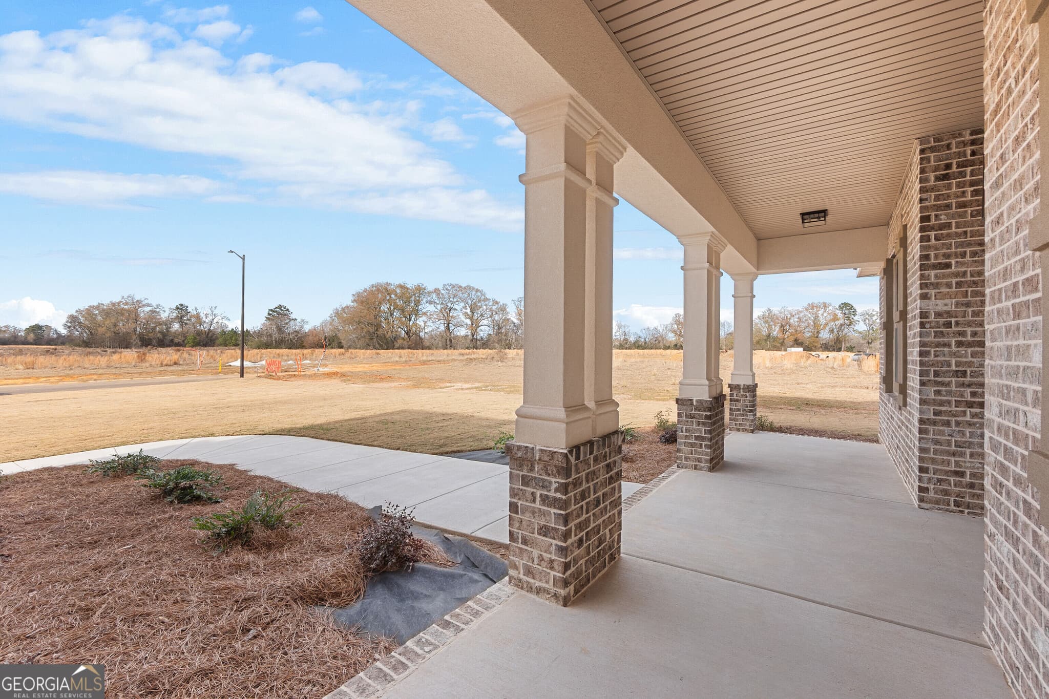 4 bedroom, 3.5 bathroom, 2,756 sq ft single family residence for sale at 136 Pridgen Pass, Perry, GA 31069 — photo 7