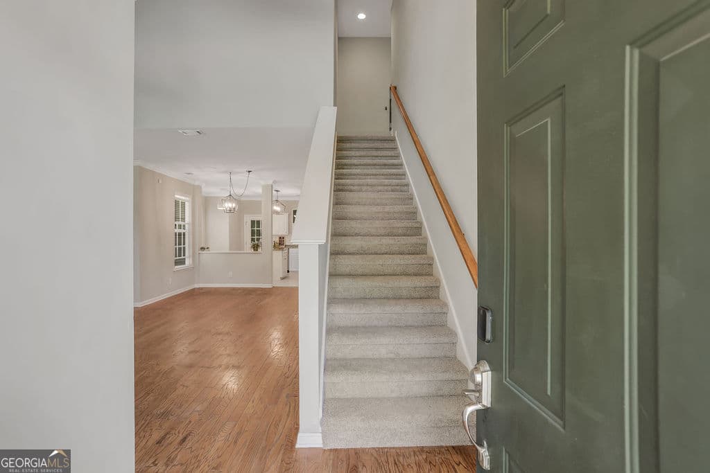5 bedroom, 3.5 bathroom, 2,595 sq ft single family residence for sale at 210 Brown Thrush Road, Savannah, GA 31419 — photo 4