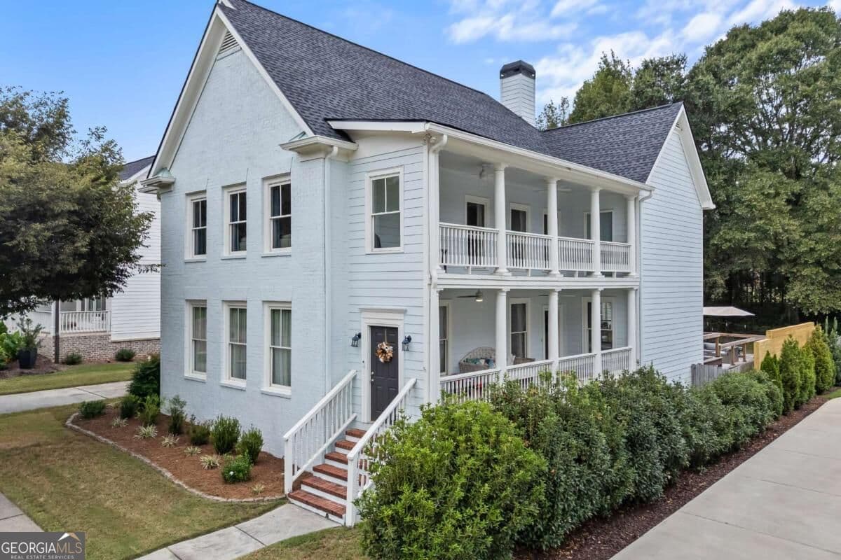 5 bedroom, 3.5 bathroom, 3,428 sq ft single family residence for sale at 1051 Copperville Drive, Watkinsville, GA 30677 — photo 2