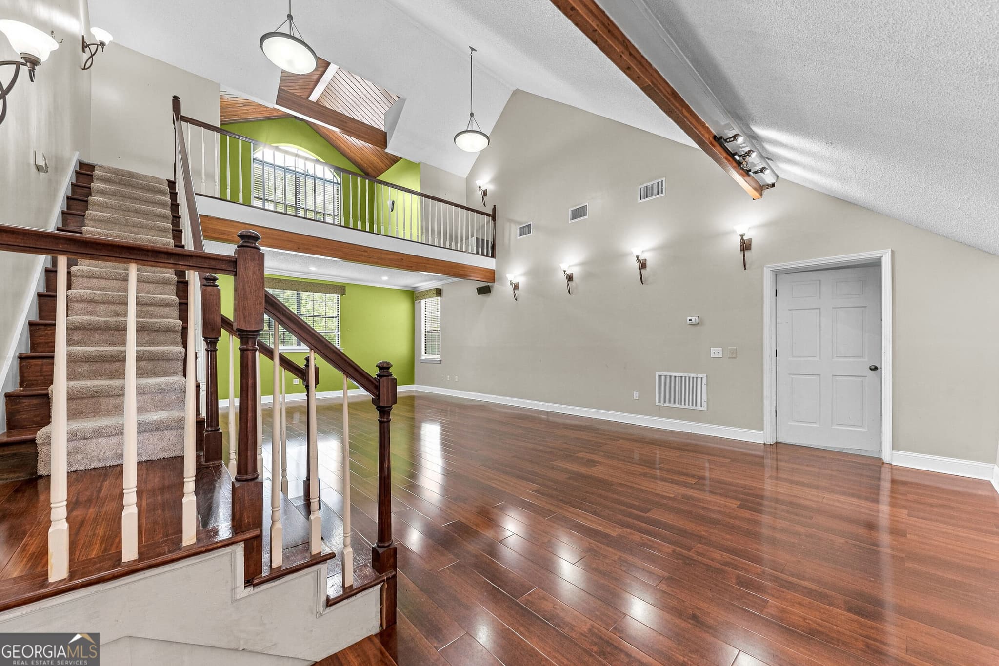 4 bedroom, 2 bathroom, 2,744 sq ft single family residence for sale at 700 E Bay Avenue, Kingsland, GA 31548 — photo 5