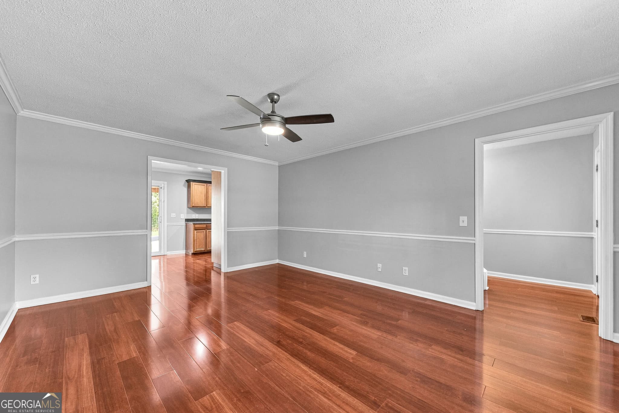 4 bedroom, 2 bathroom, 2,744 sq ft single family residence for sale at 700 E Bay Avenue, Kingsland, GA 31548 — photo 9