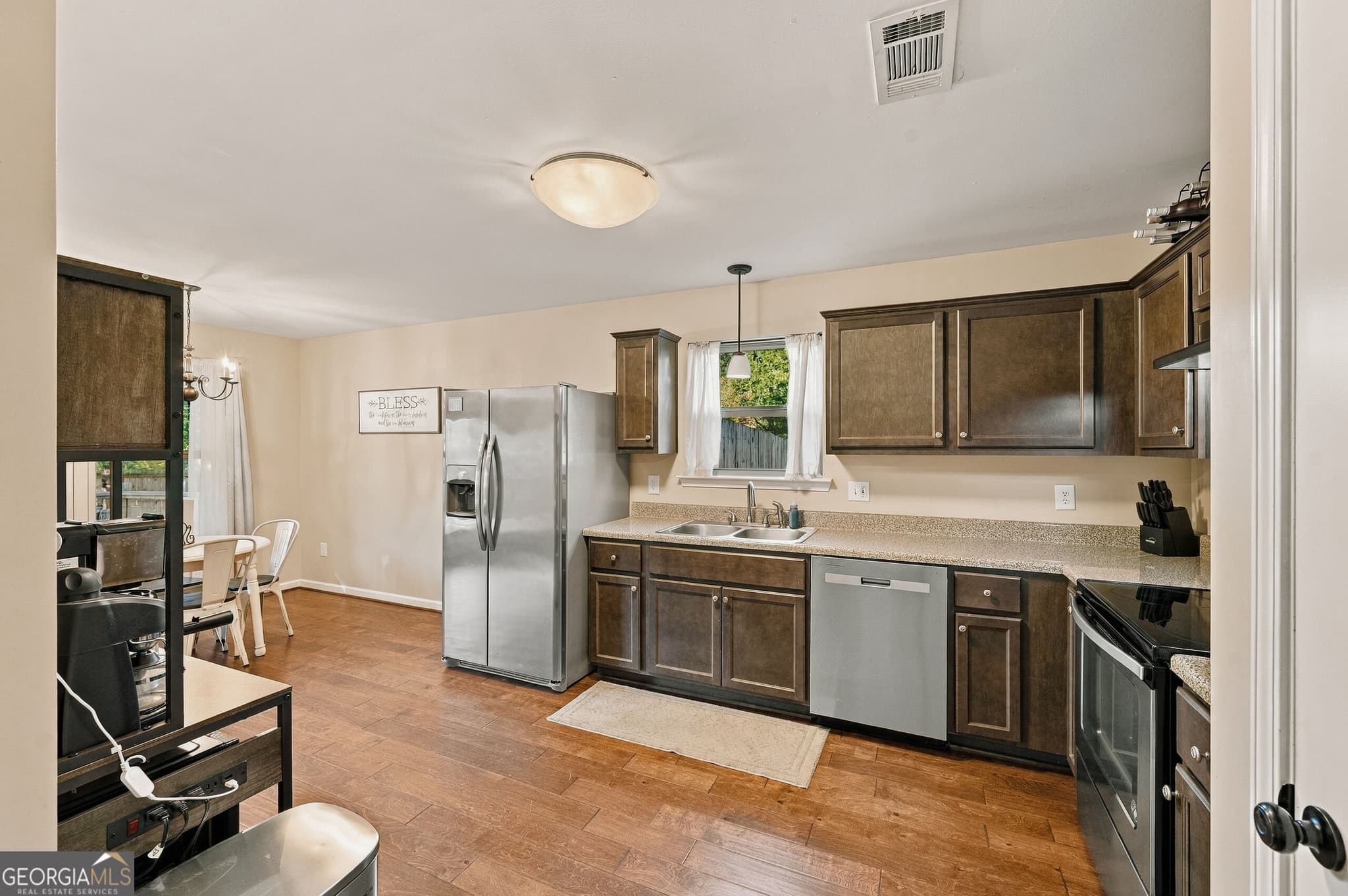 3 bedroom, 2.5 bathroom, 1,438 sq ft single family residence for sale at 408 Mossy Lane, Gray, GA 31032 — photo 7
