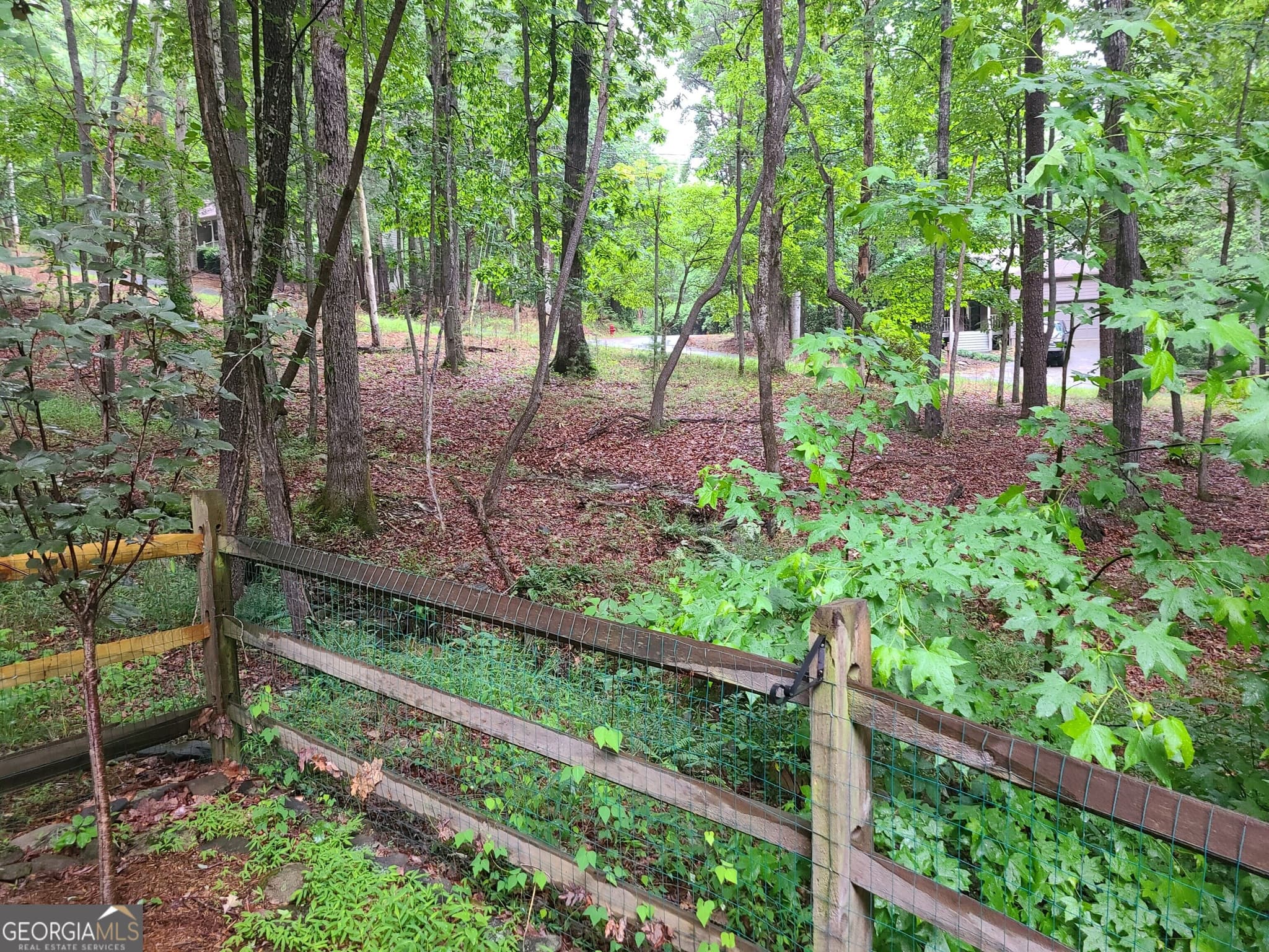 2 bedroom, 2 bathroom, 1,620 sq ft single family residence for rent at 120 Rocky Stream Court, Jasper, GA 30143 for $2,195 a month — photo 4