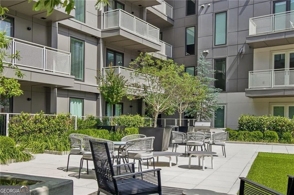 1 bedroom, 1 bathroom, 834 sq ft condominium for sale at 775 Juniper Street 208, Atlanta, GA 30308 — photo 10