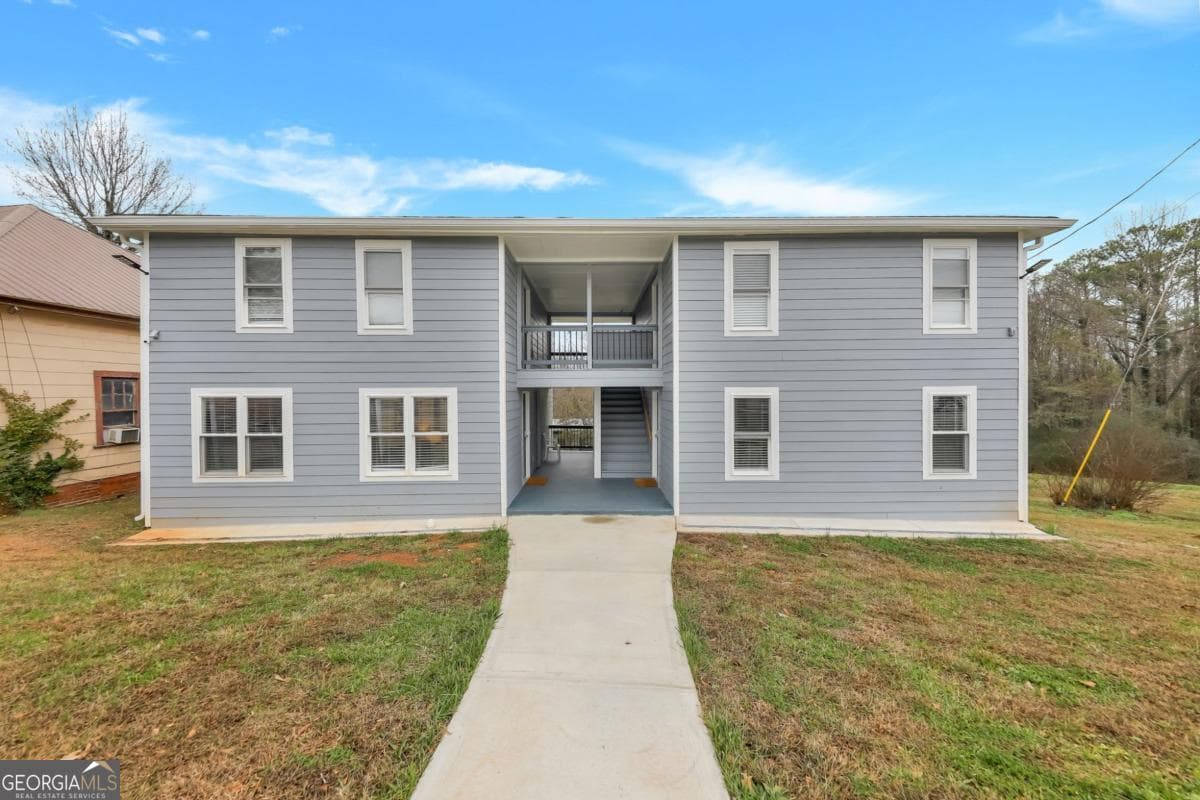 2 bedroom, 1 bathroom, 700 sq ft apartment for rent at 243 Georgia Avenue APT A, Bremen, GA 30110 for $2,600 a month — photo 10