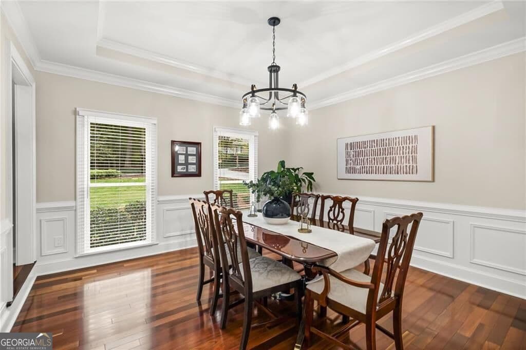 5 bedroom, 3.5 bathroom, 4,673 sq ft single family residence for sale at 4692 Monticello Circle, Marietta, GA 30066 — photo 10
