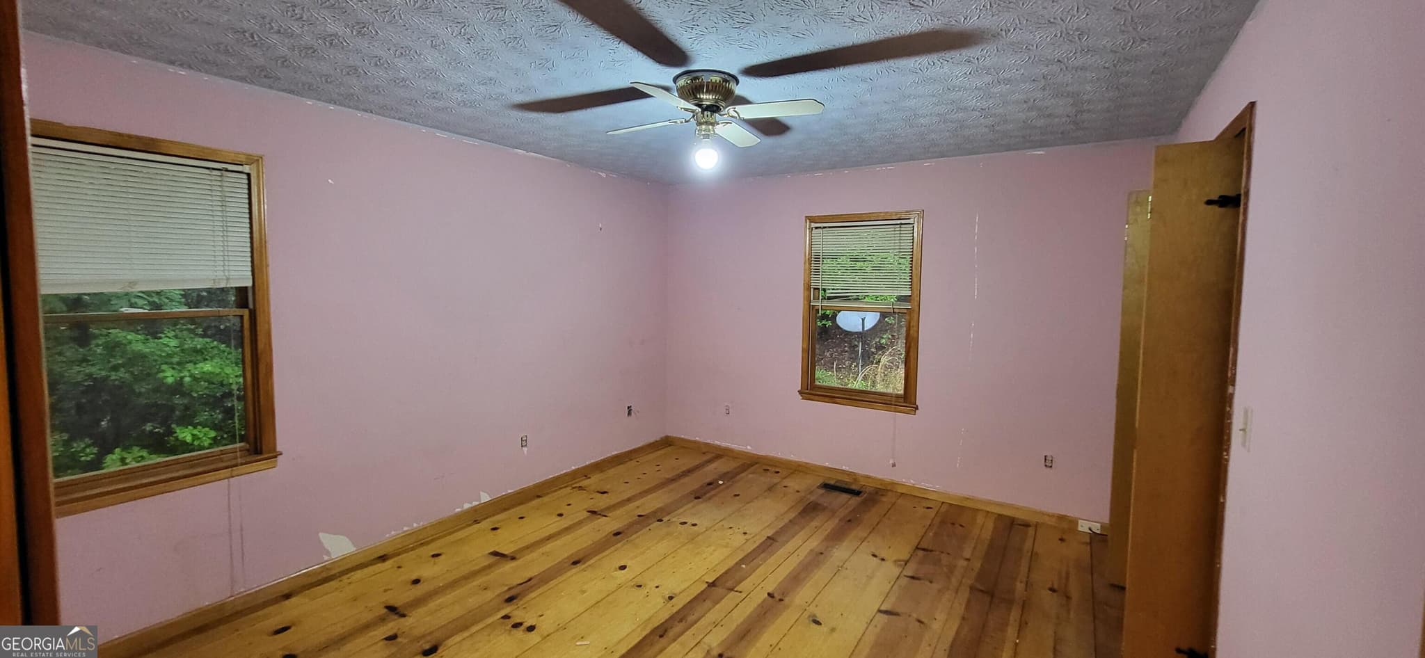 3 bedroom, 3 bathroom, 2,366 sq ft single family residence for sale at 278 N Lake Drive, Ellijay, GA 30536 — photo 7