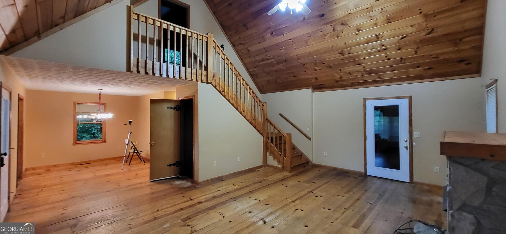 3 bedroom, 3 bathroom, 2,366 sq ft single family residence for sale at 278 N Lake Drive, Ellijay, GA 30536 — photo 8