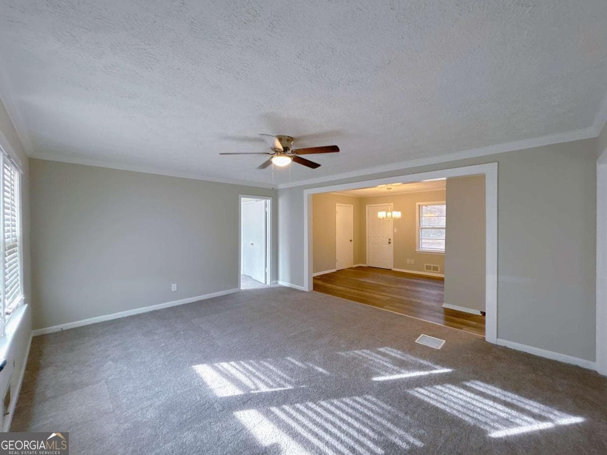 multi family for sale at 523 Vineyard Road, Griffin, GA 30223 — photo 4