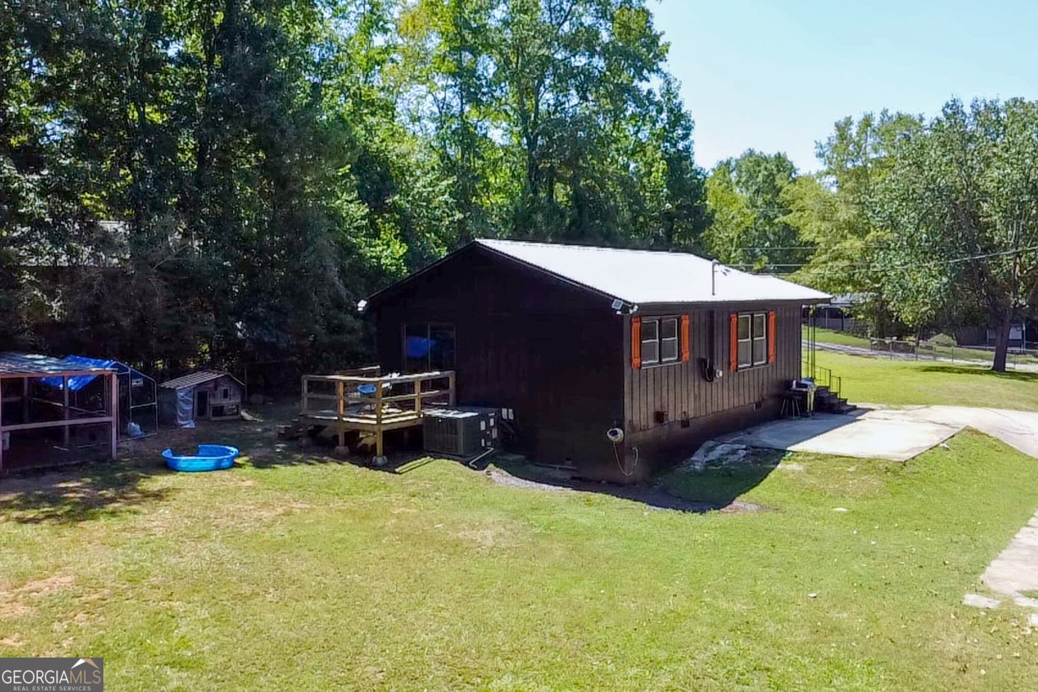 2 bedroom, 1 bathroom, 1,092 sq ft single family residence for sale at 24 Shady Lane, Jackson, GA 30233 — photo 5