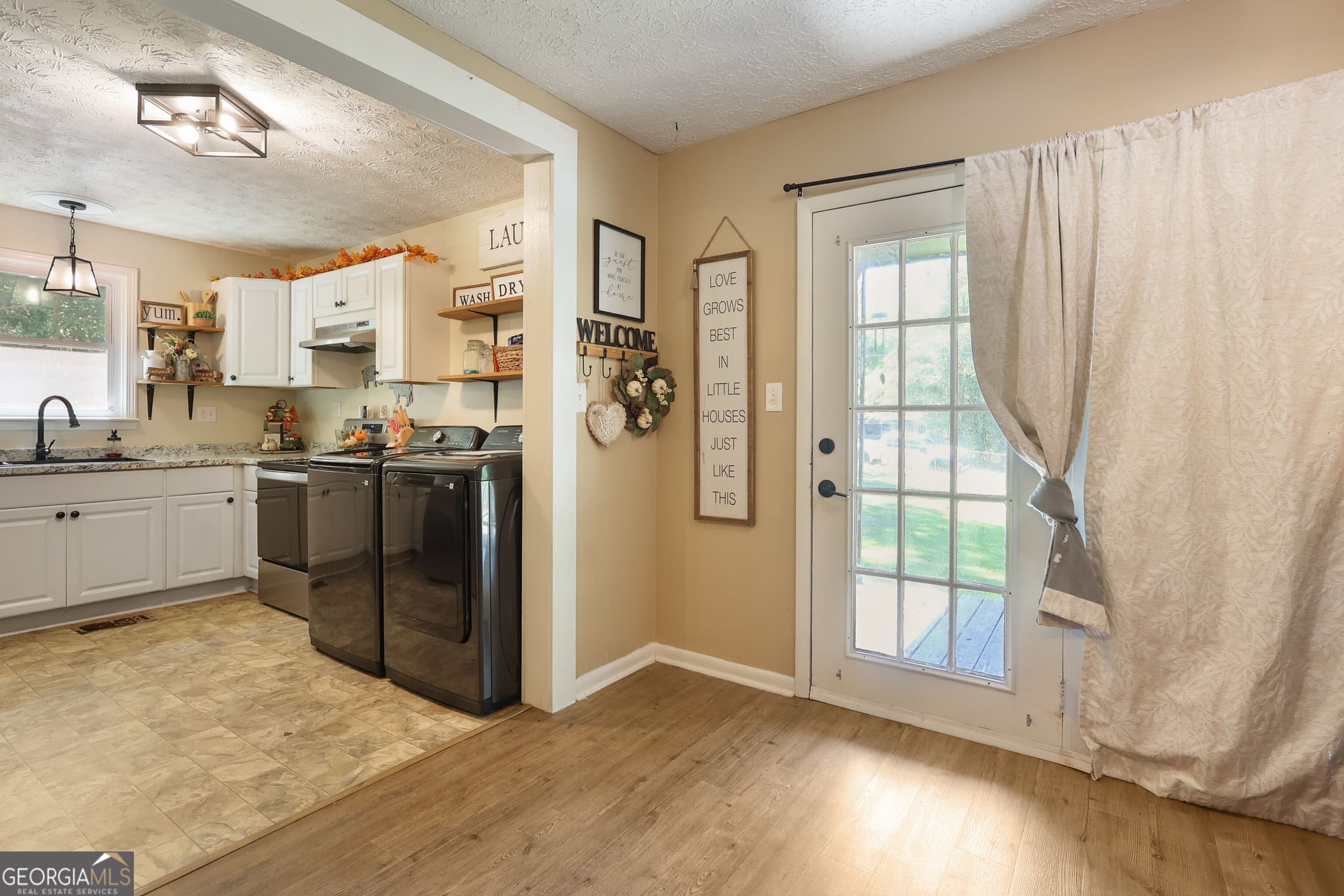 2 bedroom, 1 bathroom, 1,092 sq ft single family residence for sale at 24 Shady Lane, Jackson, GA 30233 — photo 10