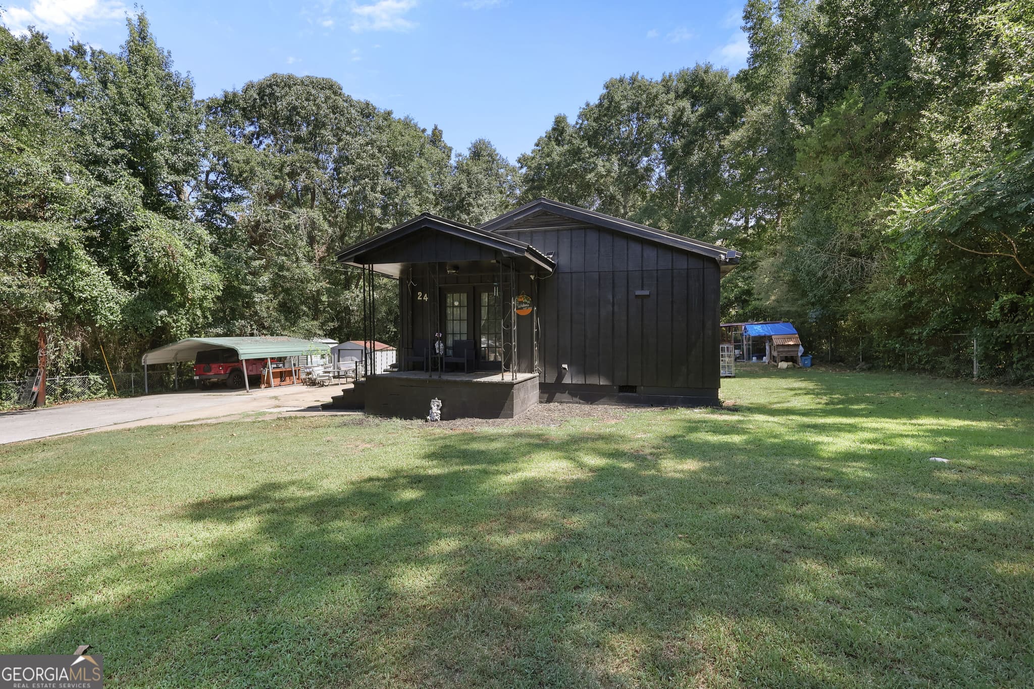 2 bedroom, 1 bathroom, 1,092 sq ft single family residence for sale at 24 Shady Lane, Jackson, GA 30233 — photo 4