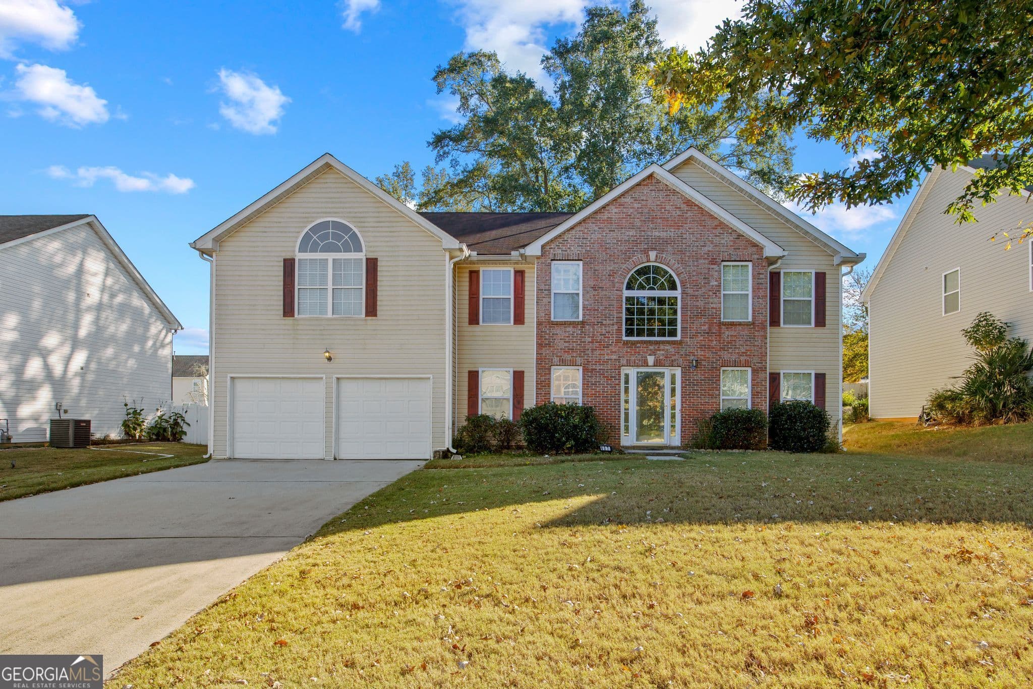 6 bedroom, 3 bathroom, 3,584 sq ft single family residence for sale at 407 Grier Drive, Locust Grove, GA 30248