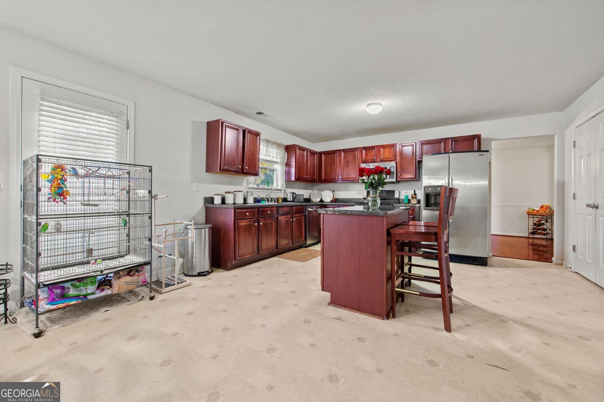 6 bedroom, 3 bathroom, 3,584 sq ft single family residence for sale at 407 Grier Drive, Locust Grove, GA 30248 — photo 8