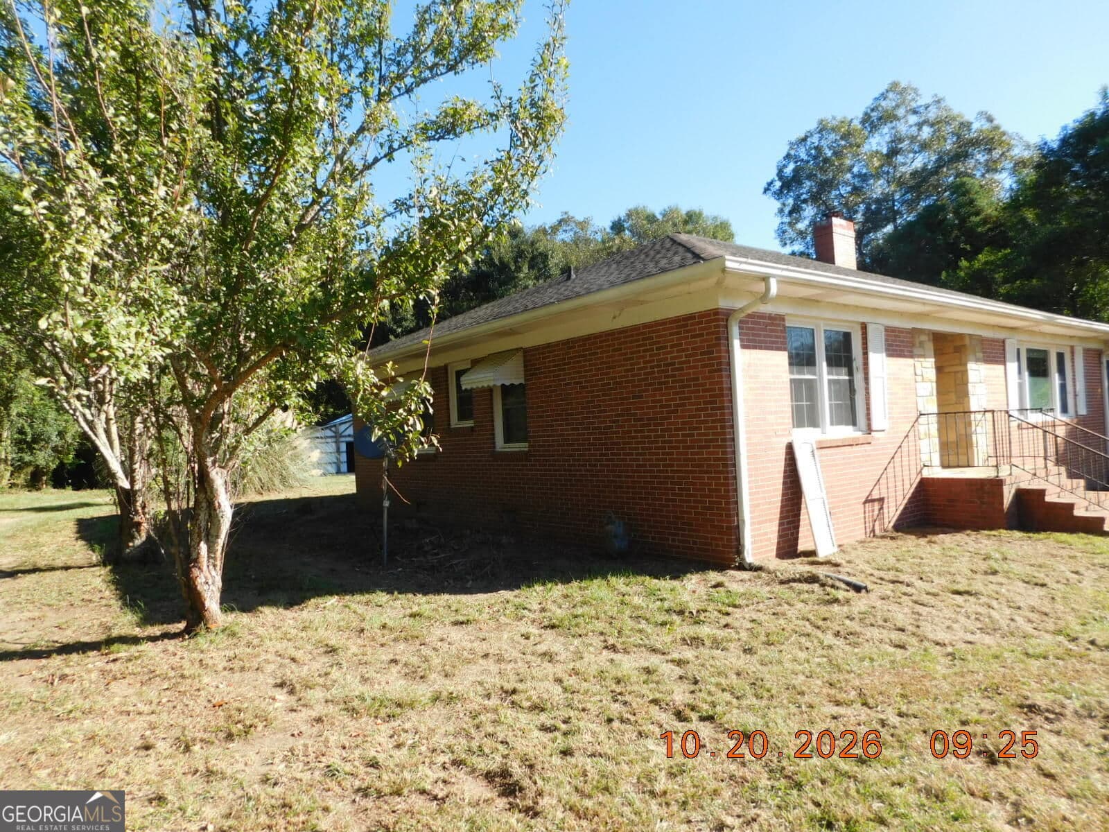 3 bedroom, 2 bathroom, 1,880 sq ft single family residence for sale at 3020 Crest Hwy, Thomaston, GA 30286 — photo 3