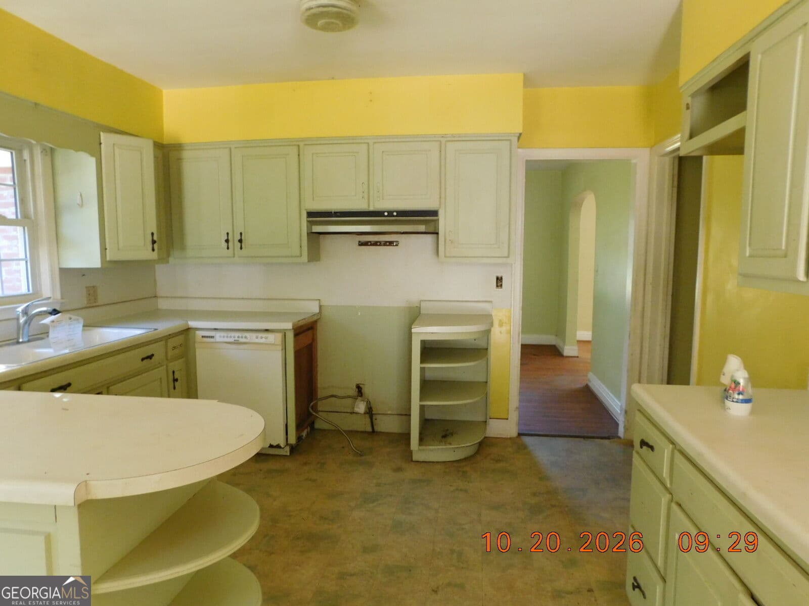 3 bedroom, 2 bathroom, 1,880 sq ft single family residence for sale at 3020 Crest Hwy, Thomaston, GA 30286 — photo 9