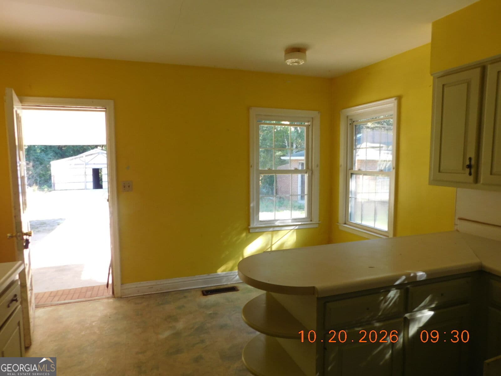 3 bedroom, 2 bathroom, 1,880 sq ft single family residence for sale at 3020 Crest Hwy, Thomaston, GA 30286 — photo 10