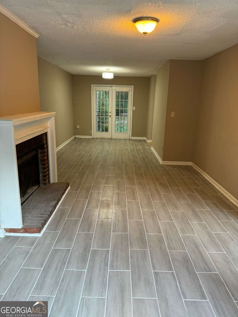 2 bedroom, 2.5 bathroom, 1,390 sq ft townhouse for sale at 4807 Hairston Place, Stone Mountain, GA 30088 — photo 2