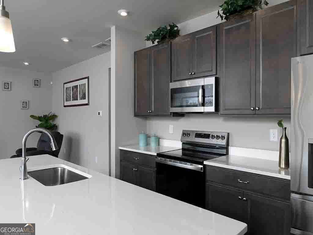5 bedroom, 3 bathroom, 2,793 sq ft single family residence for sale at 208 Sage Woods Way, Dallas, GA 30132 — photo 10