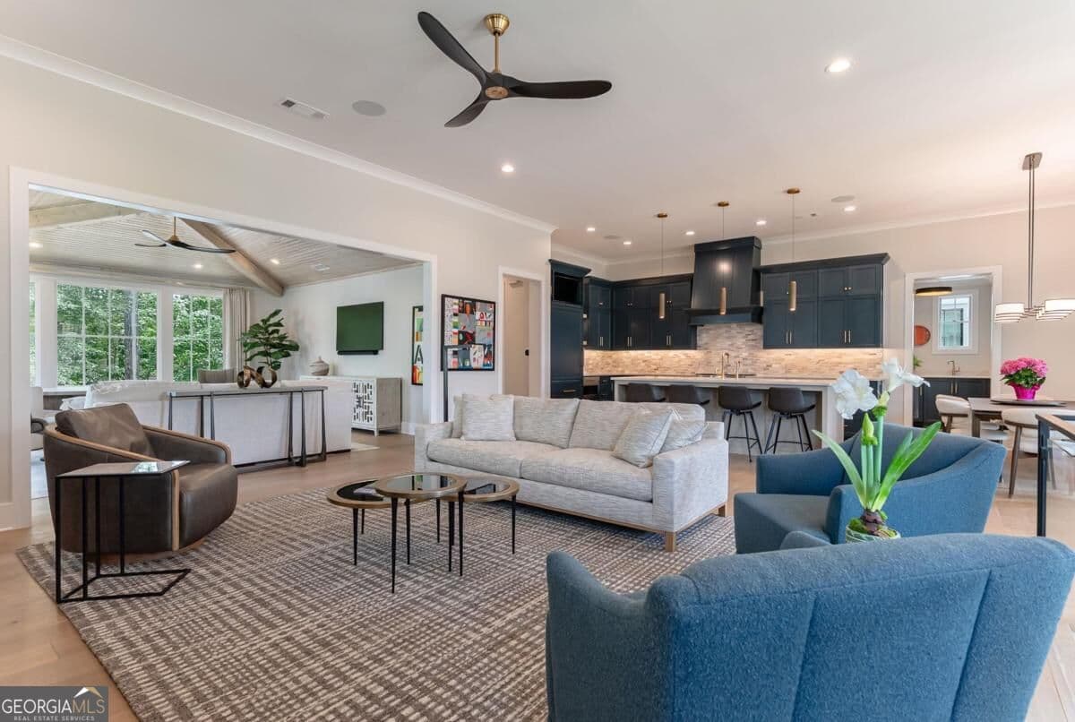 4 bedroom, 4.5 bathroom, 3,592 sq ft single family residence for sale at 1101 Longview Commons, Greensboro, GA 30642 — photo 9