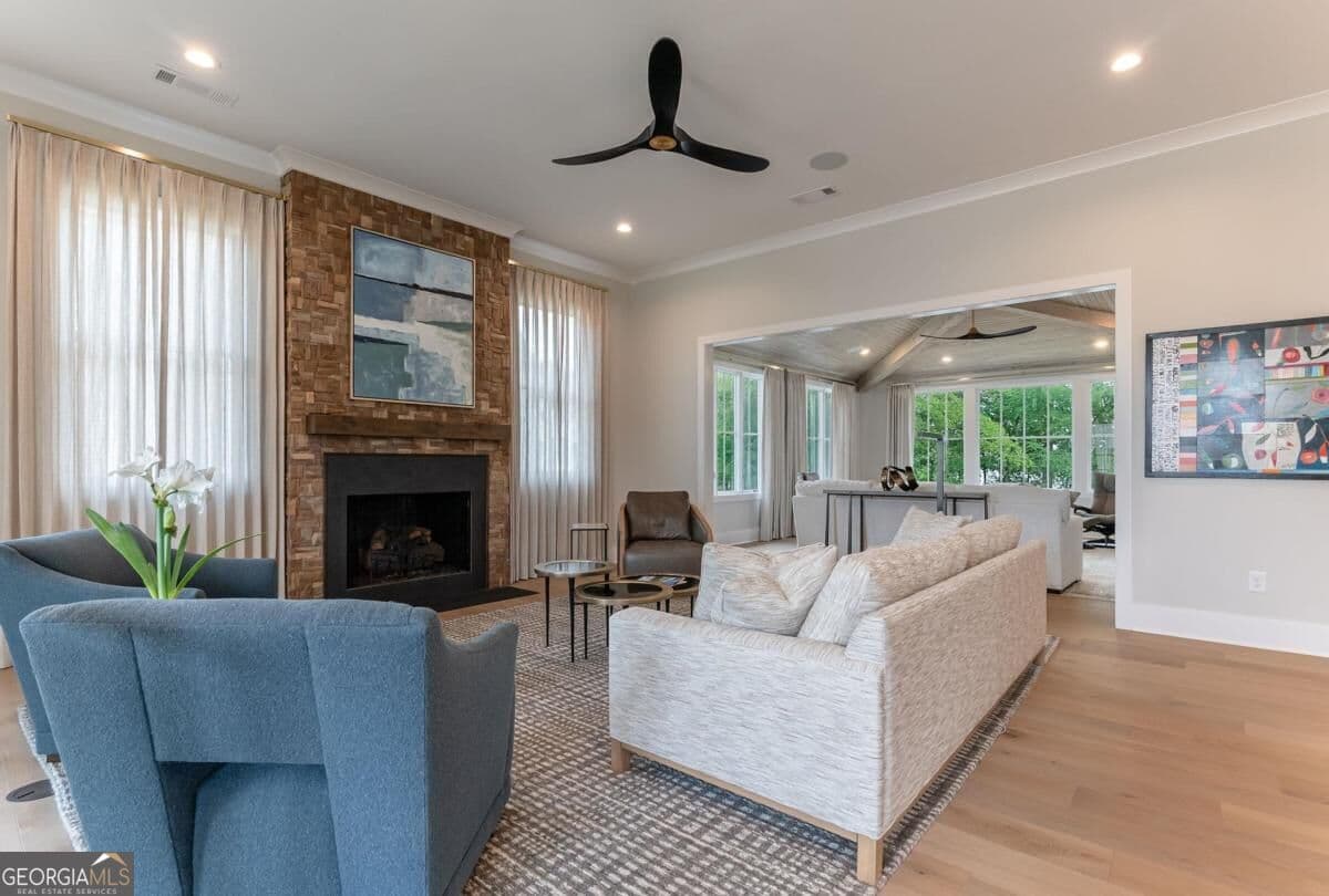 4 bedroom, 4.5 bathroom, 3,592 sq ft single family residence for sale at 1101 Longview Commons, Greensboro, GA 30642 — photo 8