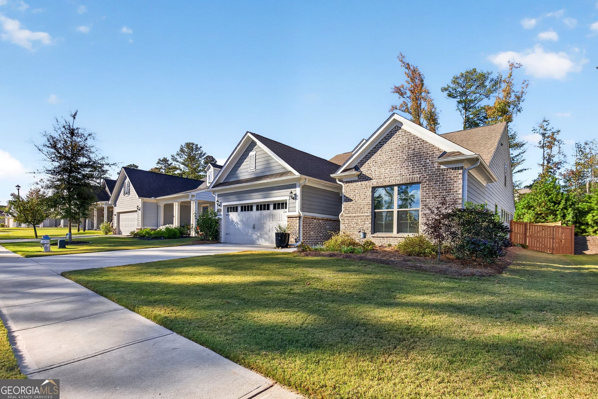 3 bedroom, 3 bathroom, 3,000 sq ft single family residence for sale at 534 Colebrook Way, Peachtree City, GA 30269 — photo 3