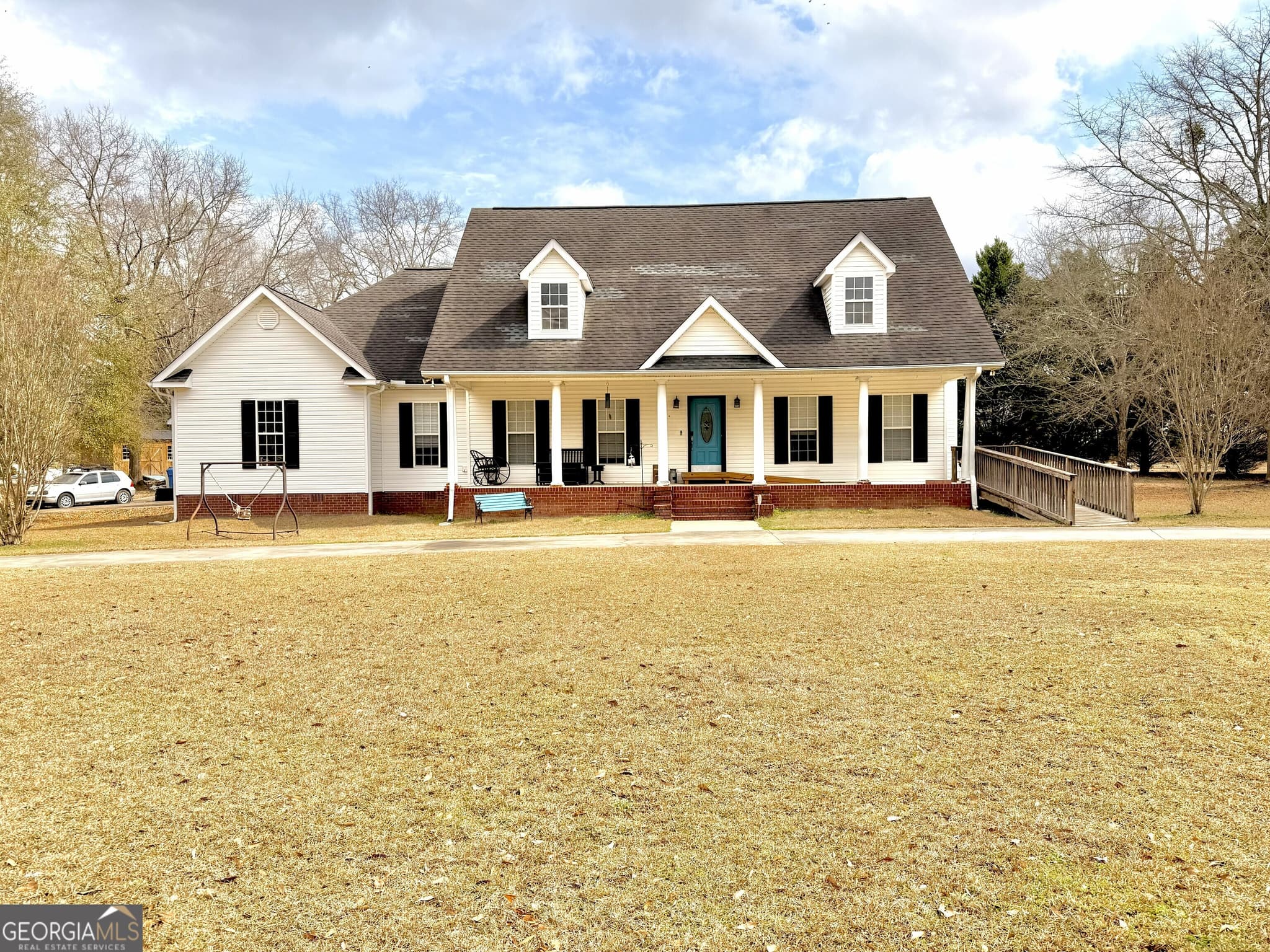 4 bedroom, 3.5 bathroom, 3,305 sq ft single family residence for sale at 1142 Mulberry Place, Dudley, GA 31022