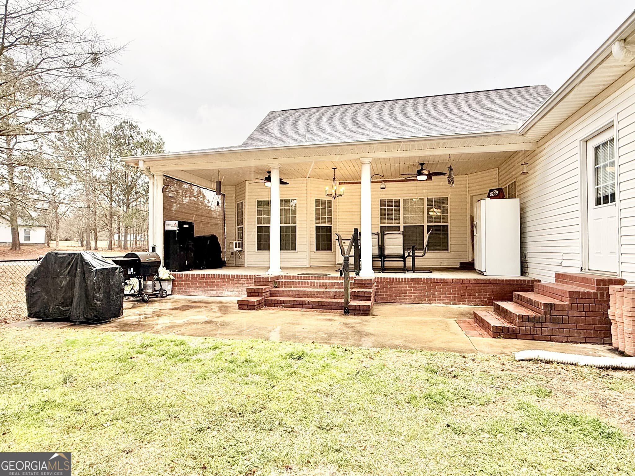 4 bedroom, 3.5 bathroom, 3,305 sq ft single family residence for sale at 1142 Mulberry Place, Dudley, GA 31022 — photo 4