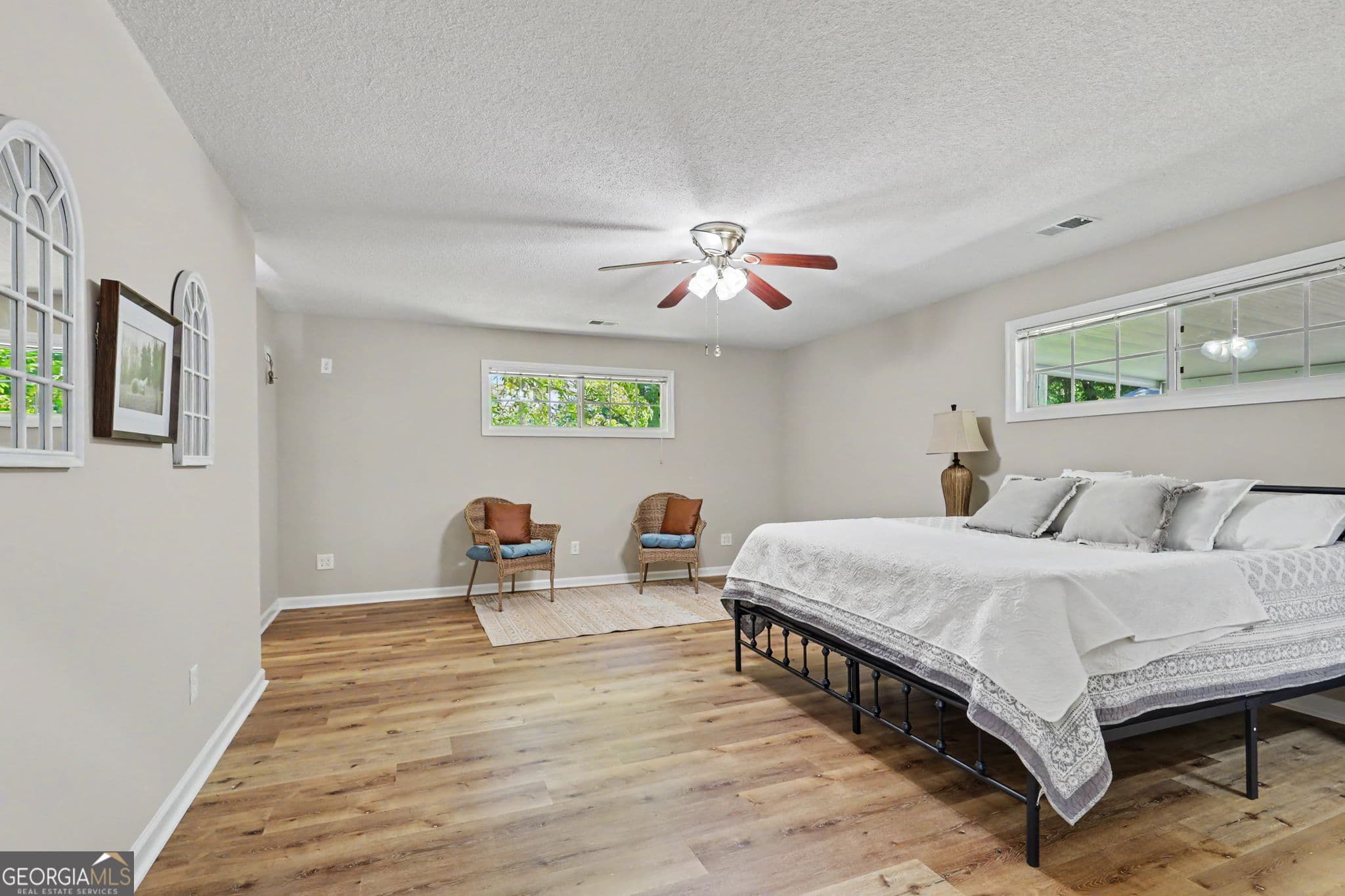 2 bedroom, 3.5 bathroom, 2,318 sq ft single family residence for sale at 383 Morgan Drive, Hiawassee, GA 30546 — photo 9