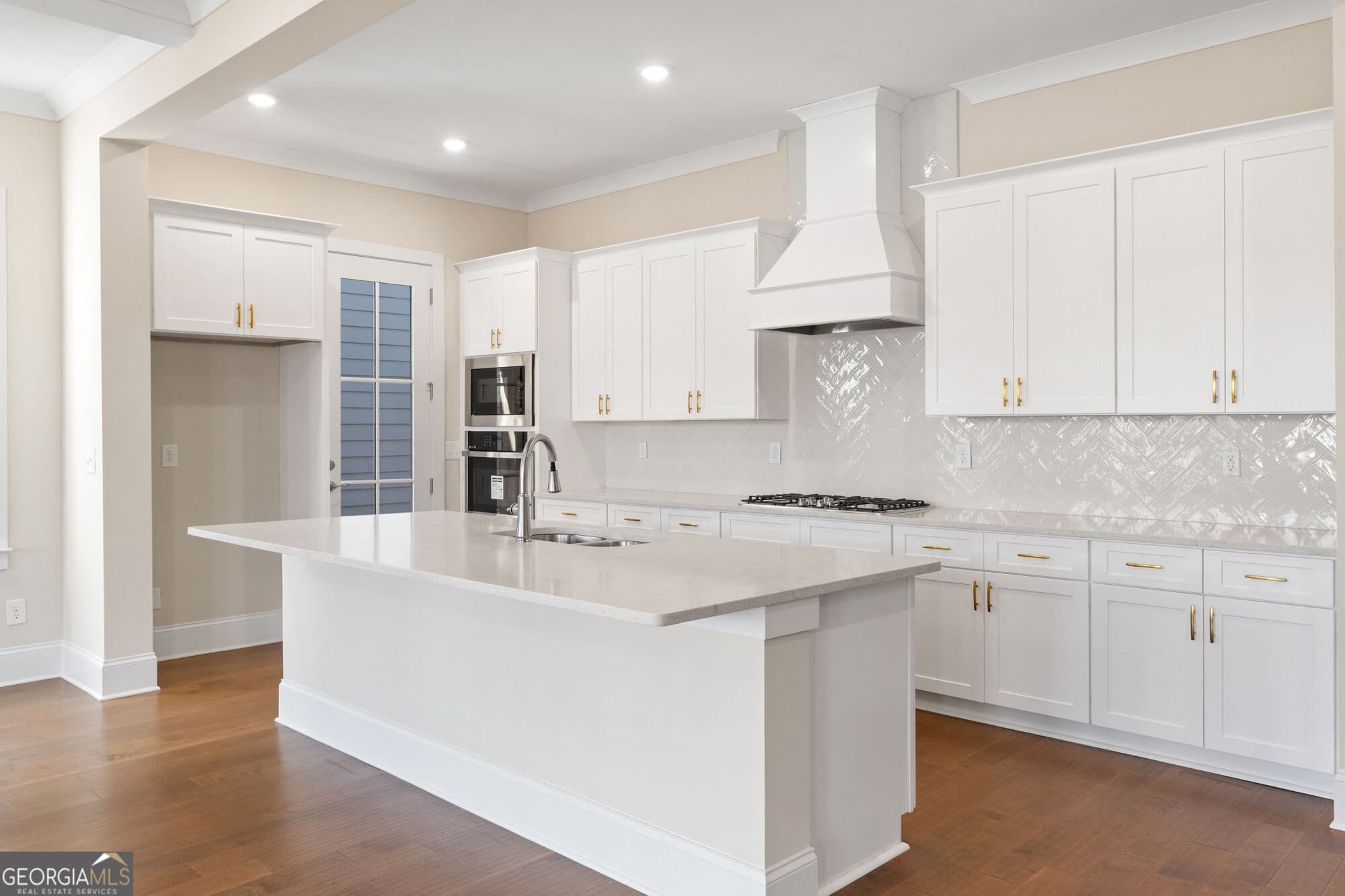 4 bedroom, 3.5 bathroom, 2,811 sq ft single family residence for sale at 1330 Melody Bend, Watkinsville, GA 30677 — photo 2
