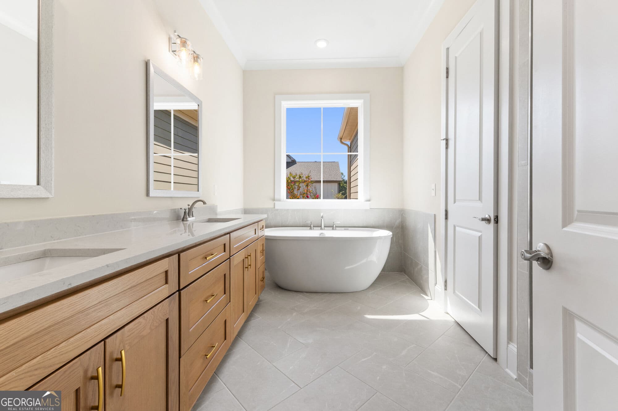4 bedroom, 3.5 bathroom, 2,811 sq ft single family residence for sale at 1330 Melody Bend, Watkinsville, GA 30677 — photo 8