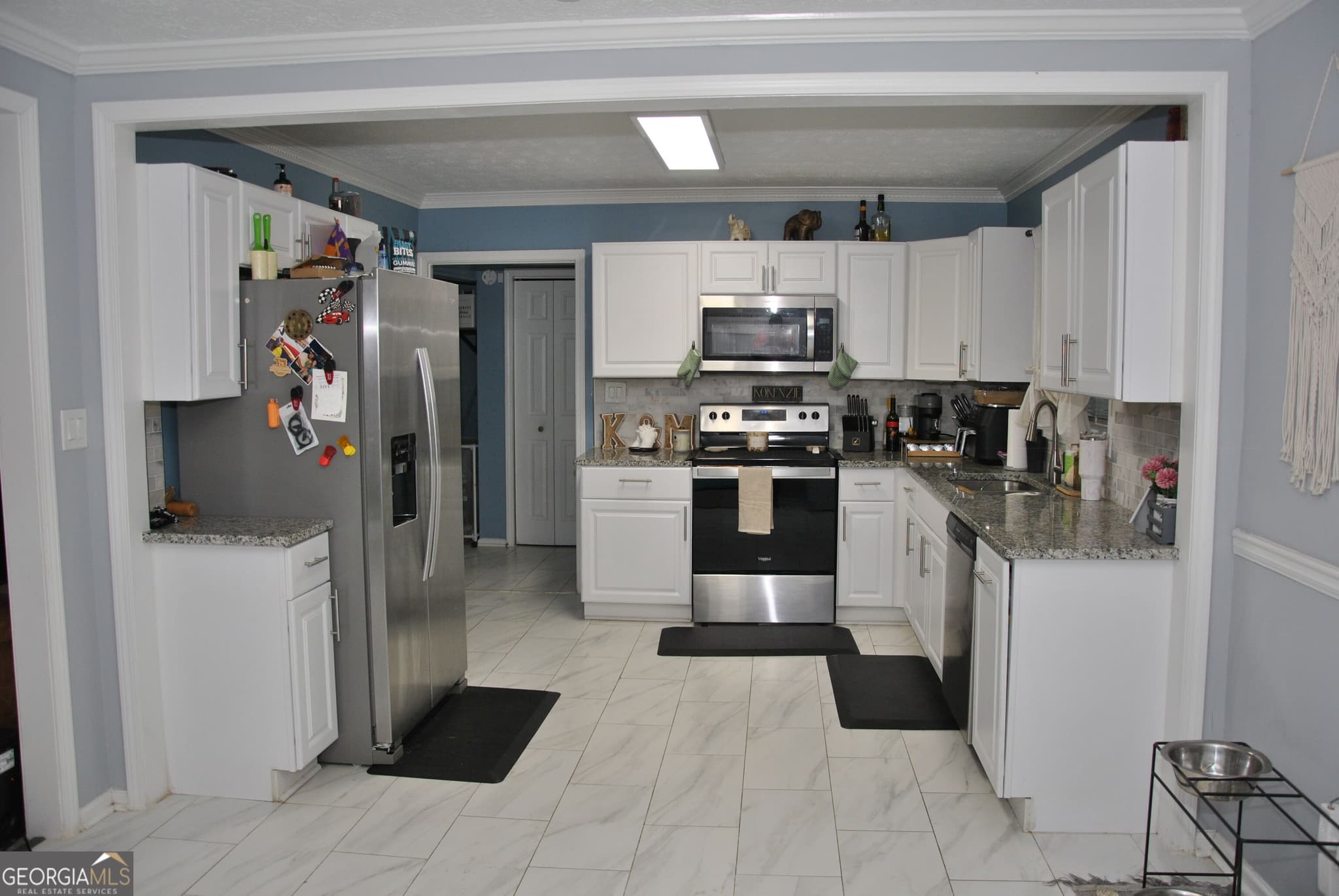 3 bedroom, 2 bathroom, 1,520 sq ft single family residence for sale at 579 Lynmore Avenue, Macon, GA 31206 — photo 7