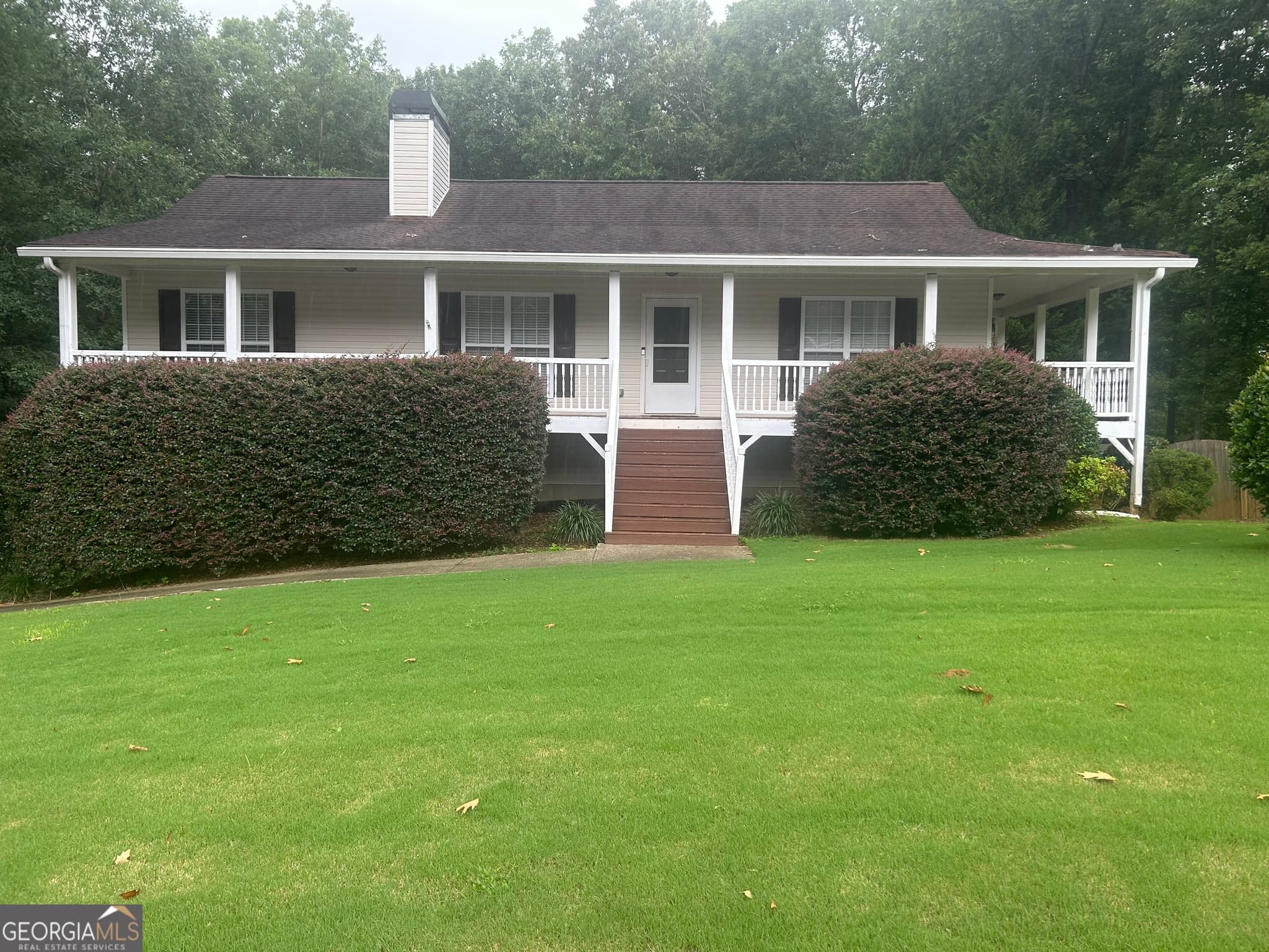 3 bedroom, 2 bathroom, 1,834 sq ft single family residence for sale at 56 Suzette Court, Dallas, GA 30157 — photo 2