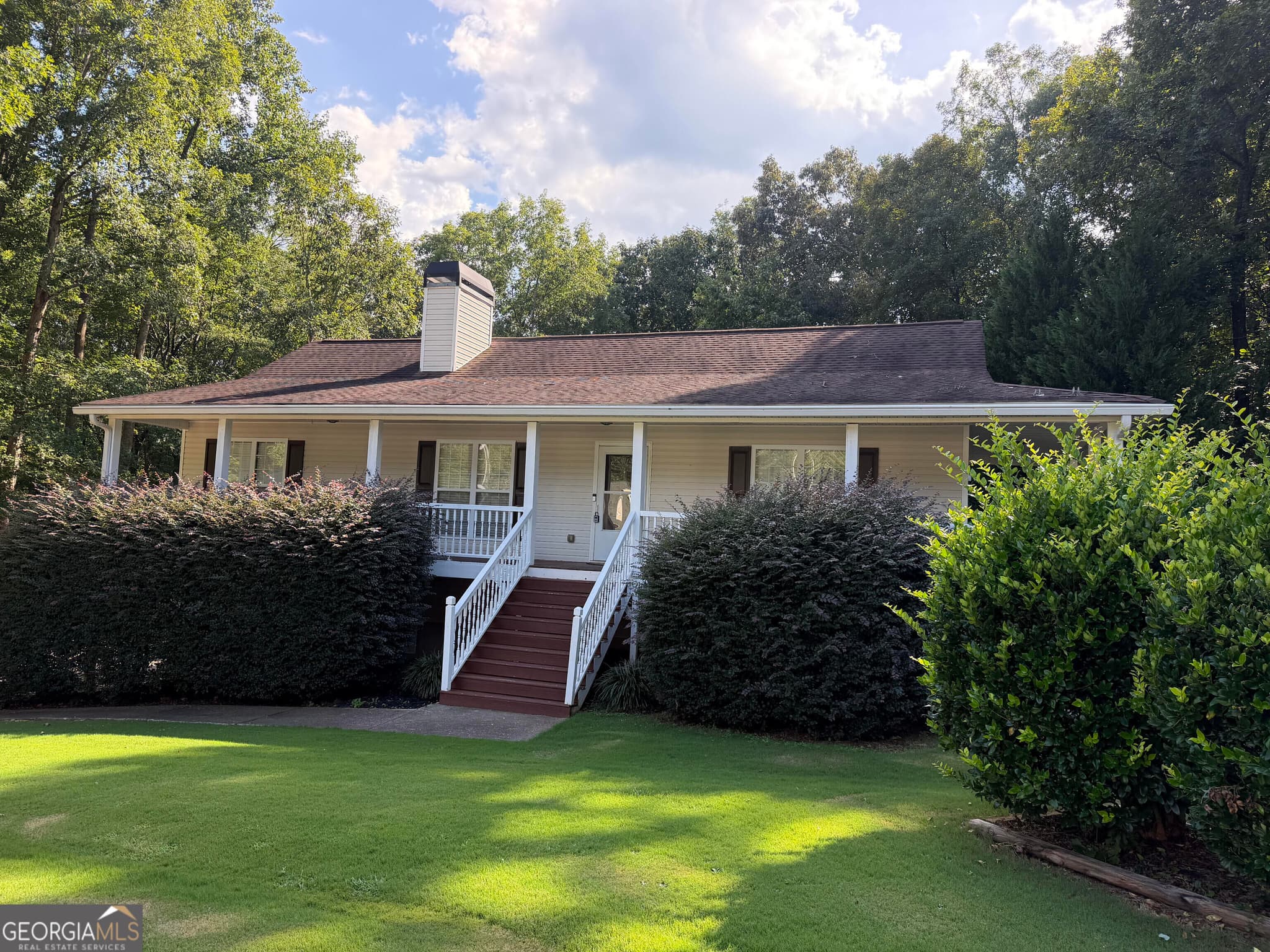 3 bedroom, 2 bathroom, 1,834 sq ft single family residence for sale at 56 Suzette Court, Dallas, GA 30157 — photo 1 of 25