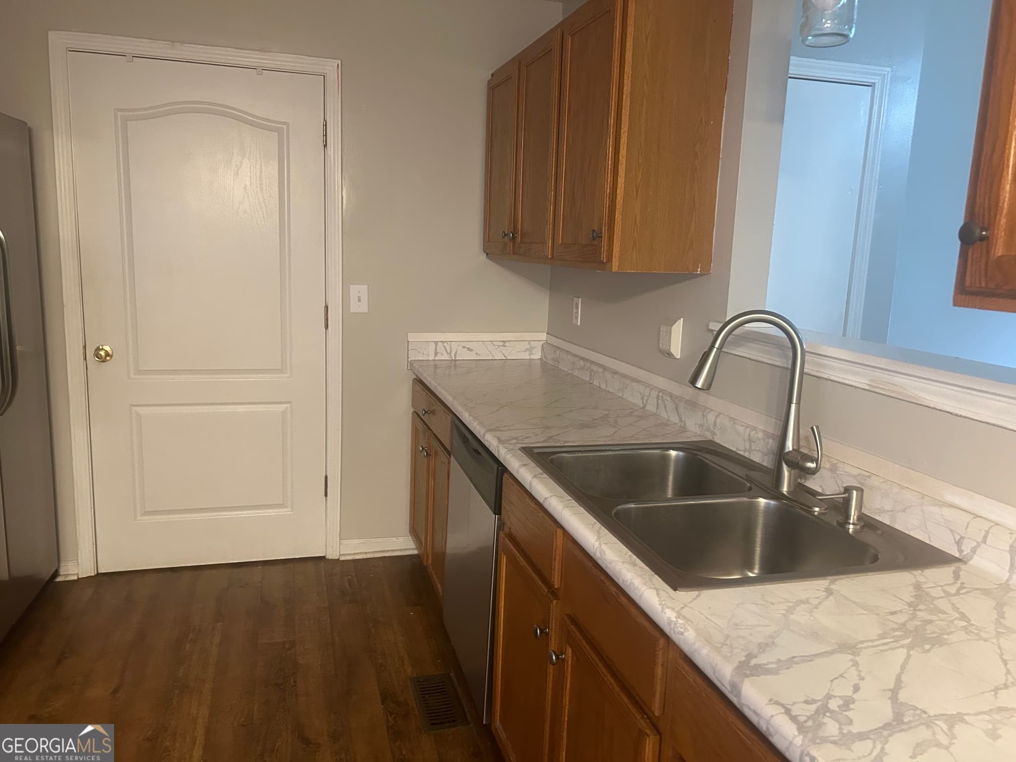 3 bedroom, 2 bathroom, 1,834 sq ft single family residence for sale at 56 Suzette Court, Dallas, GA 30157 — photo 8
