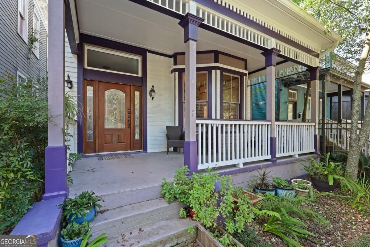 3 bedroom, 2.5 bathroom, 1,887 sq ft single family residence for sale at 209 W 38Th Street, Savannah, GA 31401 — photo 5