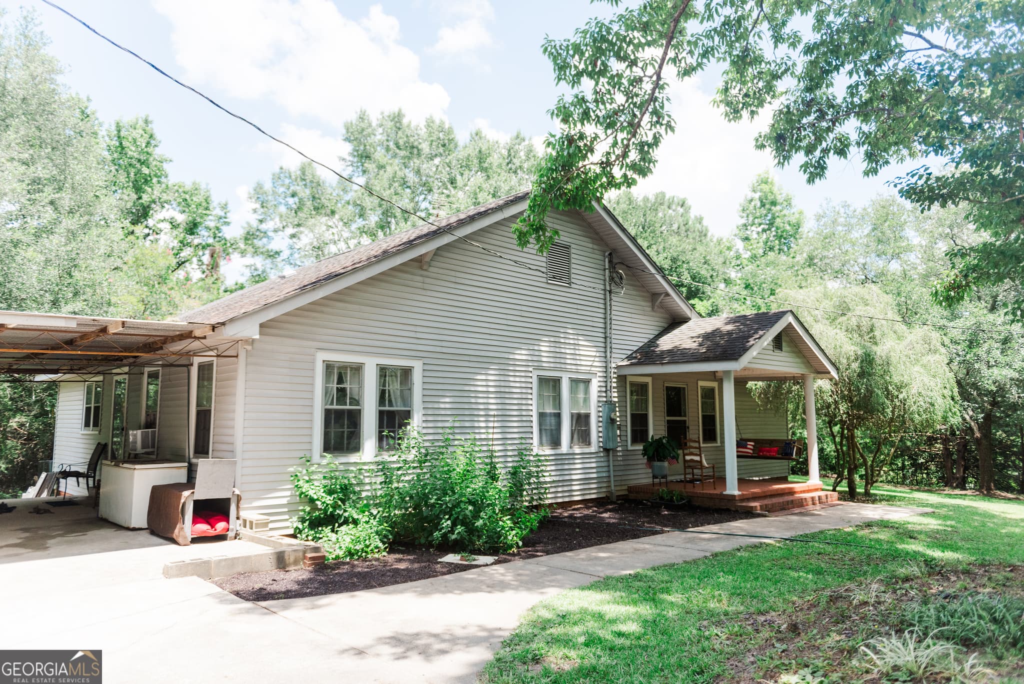 3 bedroom, 2 bathroom, 1,602 sq ft single family residence for sale at 348 Americus Highway, Butler, GA 31006 — photo 3